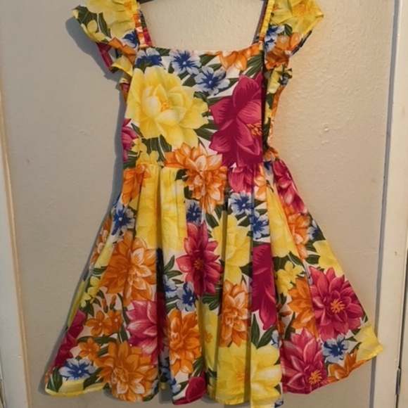 Girl’s Floral Dress - Picture 3 of 3